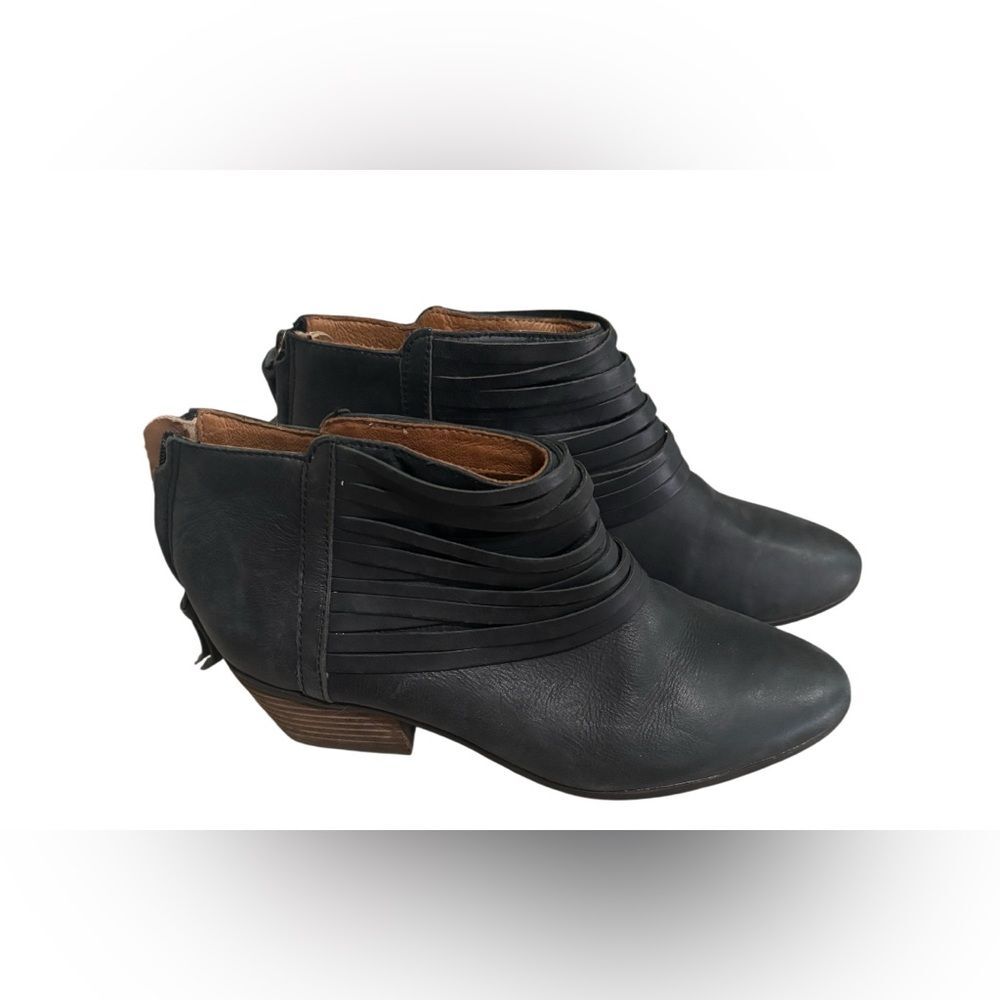 Clarks Spye Celeste Ankle Boots Back Zip Soft Cushion Women's Size 8 Black